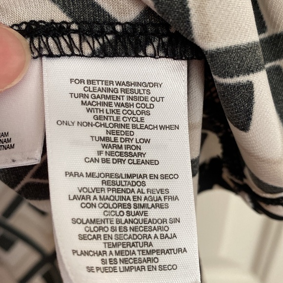 Jones Studio Dress Tank - Picture 4 of 6